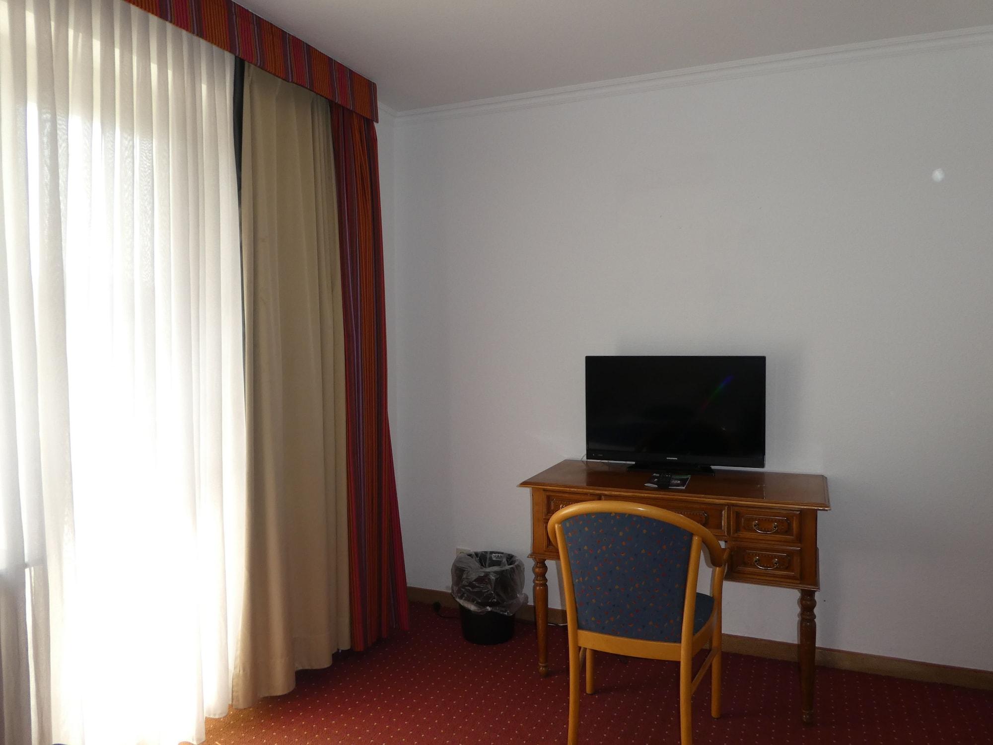 Hotel Terminus Düsseldorf Zewnętrze zdjęcie